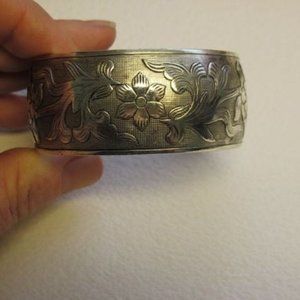 TIBET SILVER TOTEM BANGLE BRACELET 24